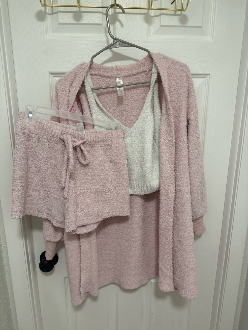 Women's Plush 3-Piece Lounge Set in Light Pink - Cozy Sleepwear
